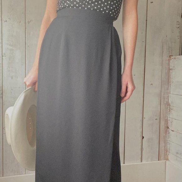 90's Jones New York Black Maxi Skirt - Picture 3 of 3